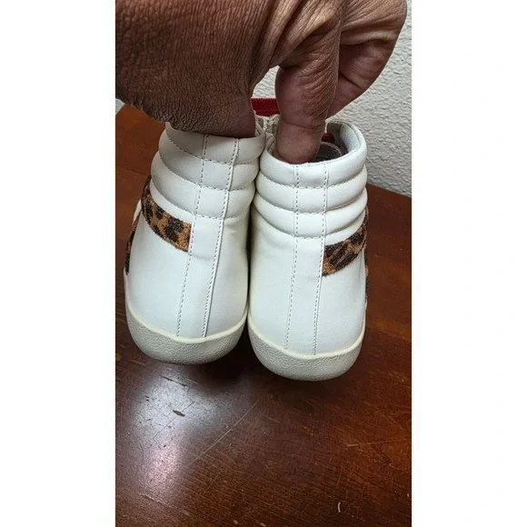 Steve Madden Bumping White High-Top Sneakers Red Laces & Leopard Accent Size 5 - Picture 3 of 8